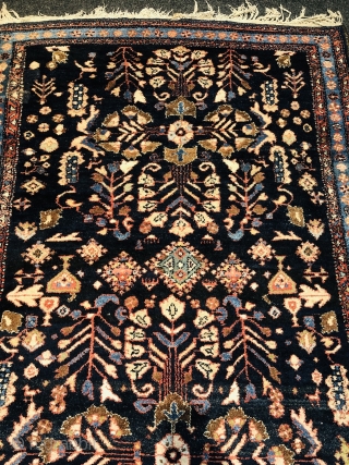 Antique Persian Lilian rug, size: 180x135cm / 6ft by 4'4''ft good condition, little old repair at one corner.               