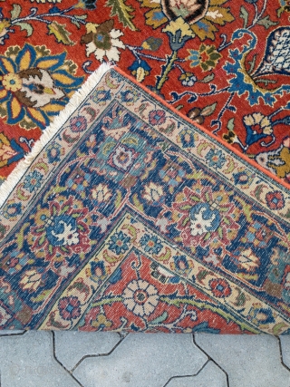 Antique Persian Tabriz rug, age: circa 1920. Size: 195x140cm / 6'4''ft x 4'6''ft                    