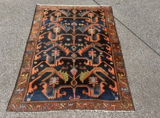 Antique Persian Malayer rug. Very nice design. Beautiful bird border, lovely little animals inside the field. Navy blue field color. Size circa 190x140cm / 6’3ft by 4’6ft www.najib.de     