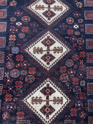 Antique Afshar rug from Southpersia, size: 200x165cm / 6'6''ft by 5'4''ft, lower pile in the middle, otherwise good condition.              