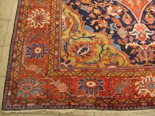 Very decorative antique Sultanabad rug with beautiful colors and strong graphics. Size: ca. 370x275cm / 12'2'' x 9'1''f               