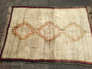 Antique minimalist Southpersian Gabbeh rug, size: 175x127cm / 5'8''ft x 4'2''ft
                      