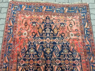 A solid antique Persian Bidjar rug on wool foundation, size: ca. 210x135cm / 6'9''ft x 4'4''ft   www.najib.de              