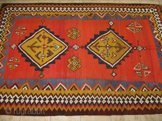 Very nice antique Qashqai kilim. Former Kossow collection. circa 1900. Size: 275x160cm / 9ft x 5'3''ft                 