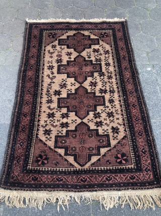 Lovely antique Ferdows Baluch rug with animals, size: 150x95cm / 5ft x 3'1''ft Very nice collector´s piece.                