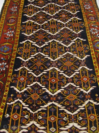 Antique Bakhtiary rug, age:circa 1880, wool on wool foundation. Beautiful colors and glossy, shiny wool. Good condition. Size: 405x190cm / 13'3''ft x 6'3''ft www.najib.de         