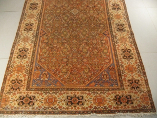 u) Hamadan Malayer Persian rug, 20th century, perfect condition
size: 300 X 155  /  9' X 5'               