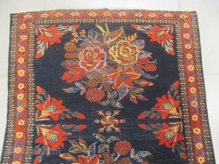 ah) Afshar Persian rug, Perfect condition
size: 125 X 105  /  4' X 3'                  