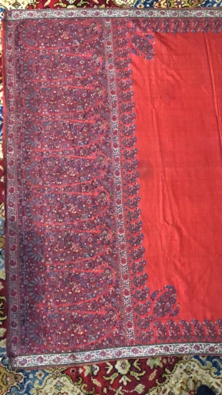 Exceptional antique kashmir shawls in excellent condition it measures 116 inches  by 53 inches . 9.8 feet long 4.5 feet wide 
Beautiful colours 
Ask for the price     