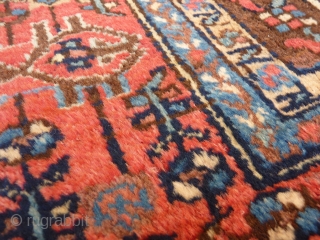 Malayer rug. Full overall pile, low in some areas. No repairs, chain secured, ready to be used. Soft shiny wool. 201x140cms, (A1604004)           