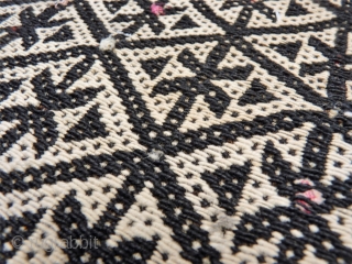 A finelly and superbly woven Qashqai saddlebag woven with warp float patterning. In good original condition, with some staining and repair. 129x73cms. (AT1705169)

Please get in touch or you can buy this rug  ...