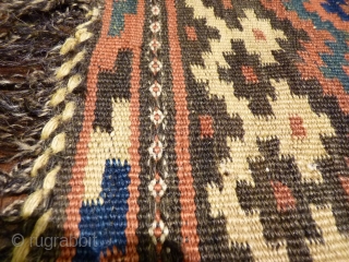 Rare Luri kilim (the lost cousin of a Tartari weaving), very good range of colours and abrashes. Strong kilm in perfect condition with shinny wool and original fringes. Good square size (228x161cms). 