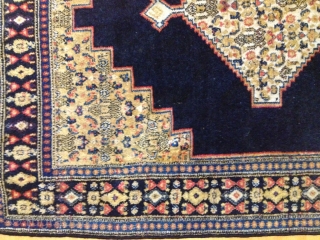 Antique persian Seneh rug
144cmx115cm
pazyryk antique                            