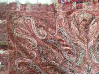 Antique Kashmir 
185cmx170cm                              