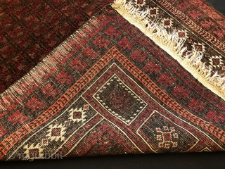 Antique beluch rug in good condition ,

 124 x 82 cm                      