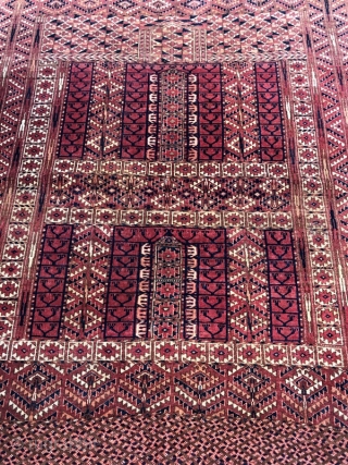Antique Tekke Turkmen Ensi rug all good colors 

 130x118 cm                      
