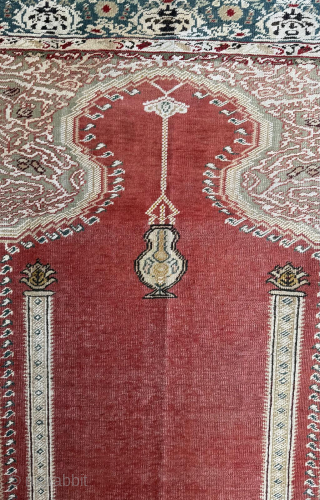 Late of the 19th Century Ghördes Prayer Rug, size 120x170 cm. 

metinrug77@gmail.com                     