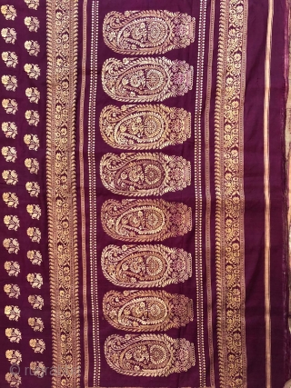 Vintage Baluchuri sari from  Murshidabad district of West Bengal India 1900c. With nice paisley design in pallu and flower buttis allover the size of this sari is 443 cms.   