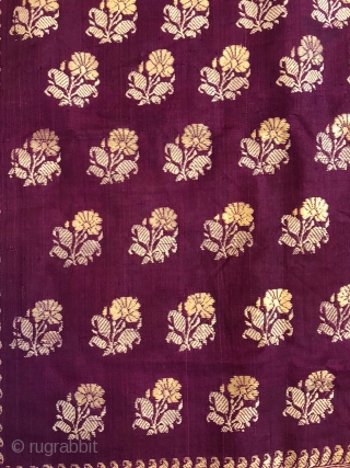 Vintage Baluchuri sari from  Murshidabad district of West Bengal India 1900c. With nice paisley design in pallu and flower buttis allover the size of this sari is 443 cms.   