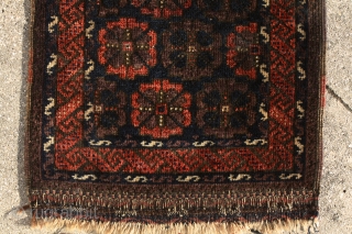 "Flowers grow out of dark moments." Corita Kent. Rare 'Duh-Göl' baluch balisht, 19th century. In perfect condition, full pile. A simplified version of the 'mina-khani' design? No other balisht known with mina-khani  ...