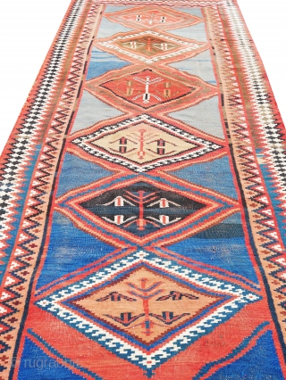 In the opinion of a respected expert, it is a 1880-1910 Luri (a period when both Luri and Qashqai shared territories in Fars) in mix kilim and soumak techniques
Measurements> 370cmx141cm or 12.2x4.6  ...