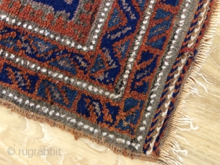 A very nice Baluch about 1900,size:135x76 cm(without Kelim),with an unusuall design and nice colors.in a mint condition.pls not to hesitate to ask me any question.        