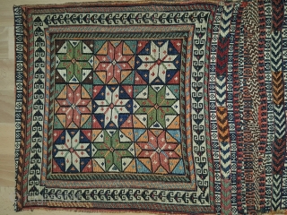 Sumak khordjin ghashgai, around 19th 
Size 96x44 cm                         