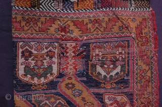 Antique tribal Afshar bagface 87 x 62 cm (2ft 11" x 2ft 1") last quarter 19th century. All natural dyes, colours: red, dark blue, sky blue, emerald green, yellow, white, brown, dark  ...