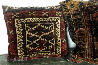 Bags/pillows. Ersari and Beloudj. 60 x 43 cm- 30 x 36 cm. 
Kilim backside.                   