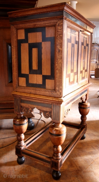 ( Kunst Kabinet - Art Kabinet) my mistake, it is a much more rare writing desk  - late 17th century, Dutch.
Oak and ebony. Used to store small art collections. 
high 156  ...