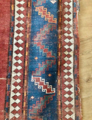 Caucasian Lori Pambak 280 x 180 cm, worn condition                        