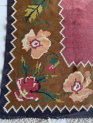 Old Balkan kilim. Probably Serbian origin. Floral medallion & border design. Two shades of pink in the center field. In excellent condition. 205 x 264 cm. Contact: rohat_berk_kartal@hotmail.com     