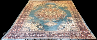 A very attractive Persian Sultanabad.Measures 12' x 15' and is in very good condition for itsage.                 