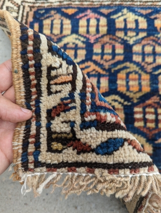 A very nice kurd Bag Face beautiful colors and design.full pile 1'7" by 1'7"                   