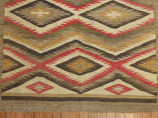 Antique Dazzling Navajo. 3'9''x5'2''.  Excellent condition.  Top left corner need a little attention                  