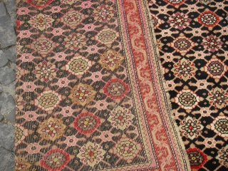 Karabag Gallery  rug very nice colours and excellent condition all orginal very nice pile size:5,70 X 1,26 cm Circa 1900-1910            