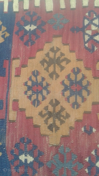 adana reyhanli kilim
size;100-150
100 years old                            