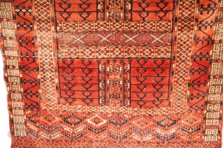 Tekke Ensi 

(Late 19th century)

ca. 130x120 cm

P.O.R                          