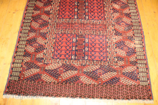 Tekke Ensi Türteppich 145x130cm 
Tekke Engsi antique, Turkmenistan, 19th century                        ...