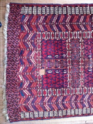 Small Tekke Ensi with good colors and shinny wool and a small hole                    