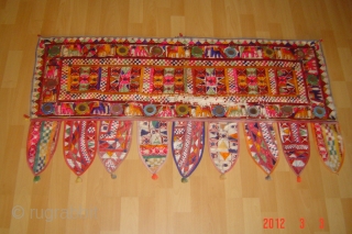 20th century indian embroidery textile
126cmx65cm
Pazyryk antique Amsterdam                          