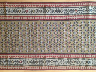 Antique kelim runner
425cm x 90cm
pazyryk antique
sassun                           