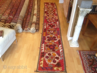 Old uzbak suzani 372cmx56cm
pazyryk antique
sassun                            