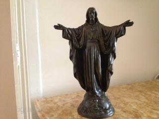 lath 19th century 
christ statue/bronze
29cmx20cm                            