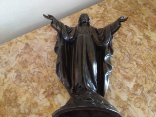 lath 19th century 
christ statue/bronze
29cmx20cm                            