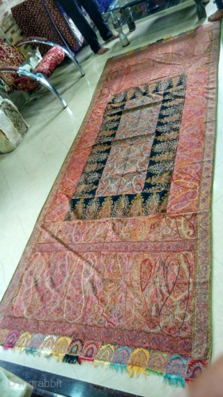 Very rare exceptional  antique Kashmir shawl of 19 century very good condition 
With no damage
                 