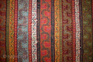 Antique east anatolian Sal, probably Sivas, great Colors, size: 105x121cm                       