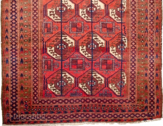 Antique Turkmen Rug 217x130cm

The harmonious colour combination of this Turkmen rug makes it easy to place. The three rows of octagonal design with a pole running through them, squares in between, and  ...