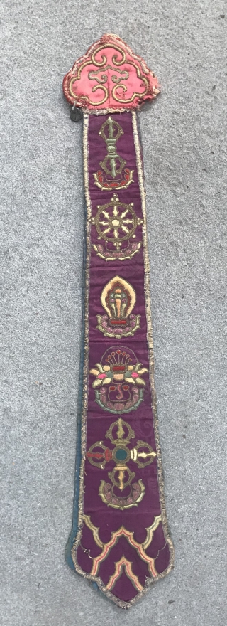 Very rare Tibetan Damru decoration on purple ground                         