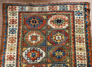 Caucasian rug.
Size 110x268 cm
For more pics or informations, please ask:
gmpdor@protonmail.com, Whatsapp or Signal +393892864446.
I am Luca from Florence, Italy.
Instagram @soulweft; eBay.it woso16.           